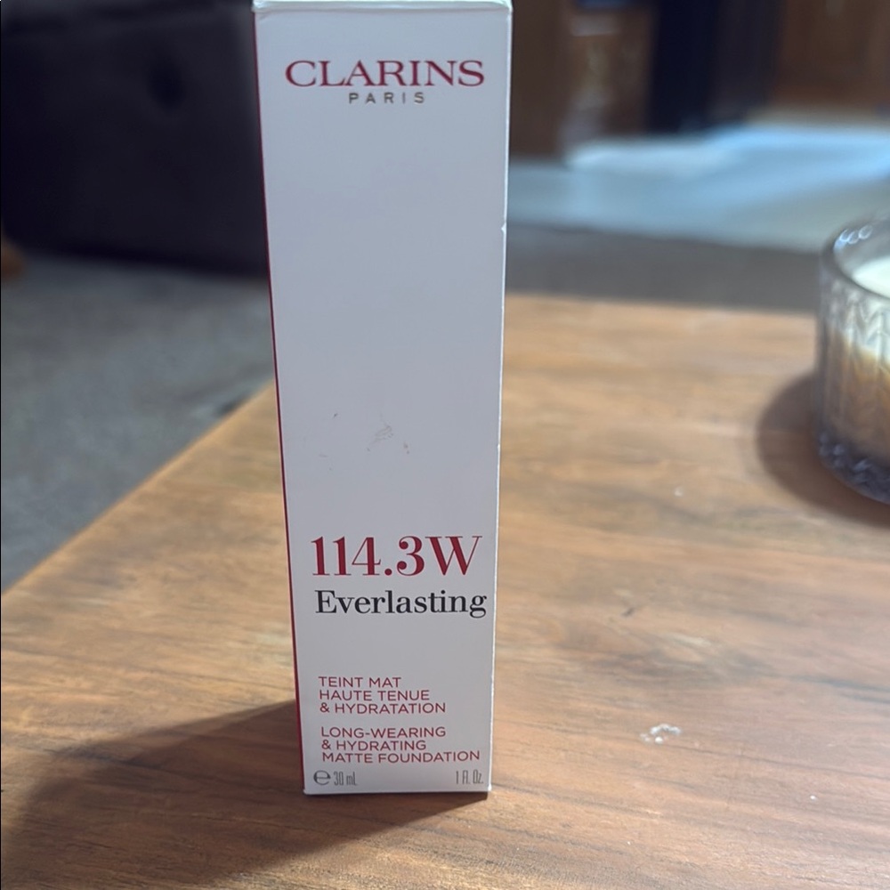 Clarins Everlasting Foundation 114.3W